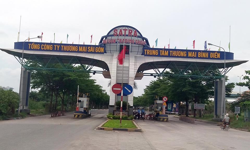 cổng chợ Bình Điền