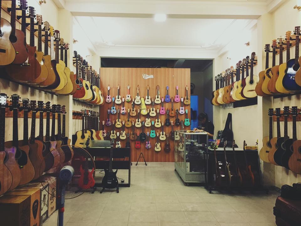 cửa hàng bán đàn guitar ở đà nẵng