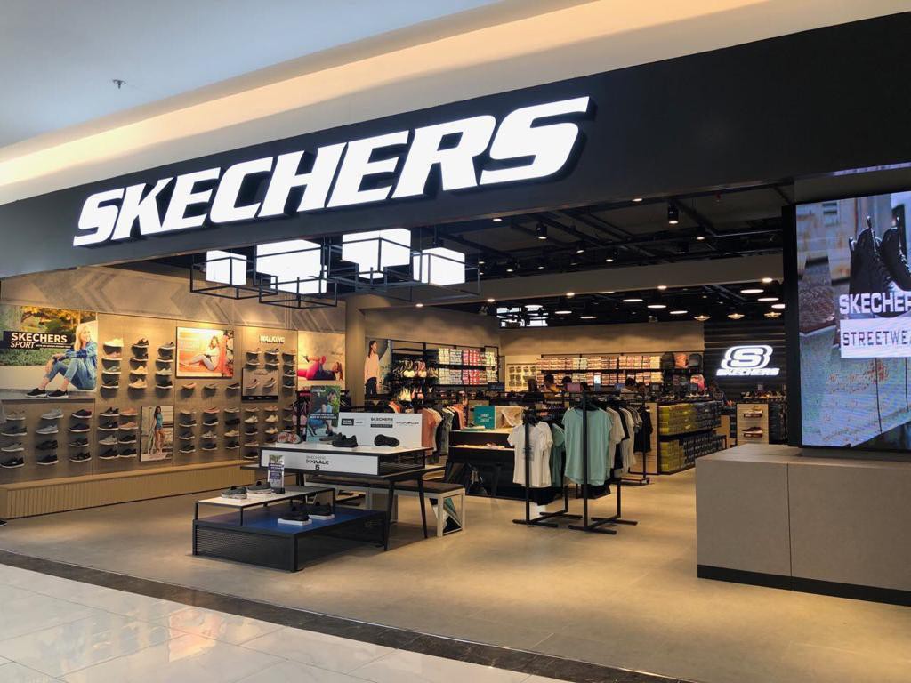 cửa hàng  giày skechers chính hãng tphcm