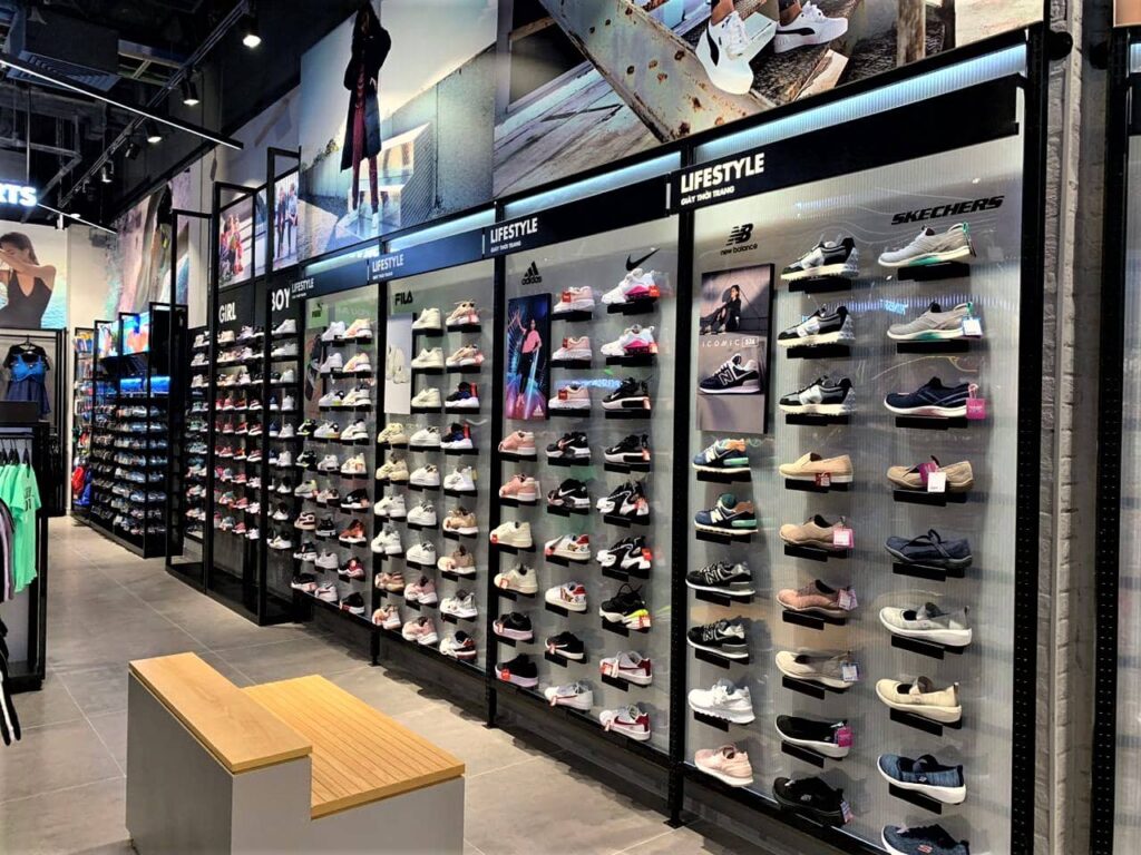 shop giày sneaker đà nẵng